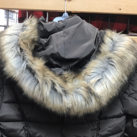 NWOT,Laundry by Shelli segal down fur hood,Olieve - Picture 5 of 16